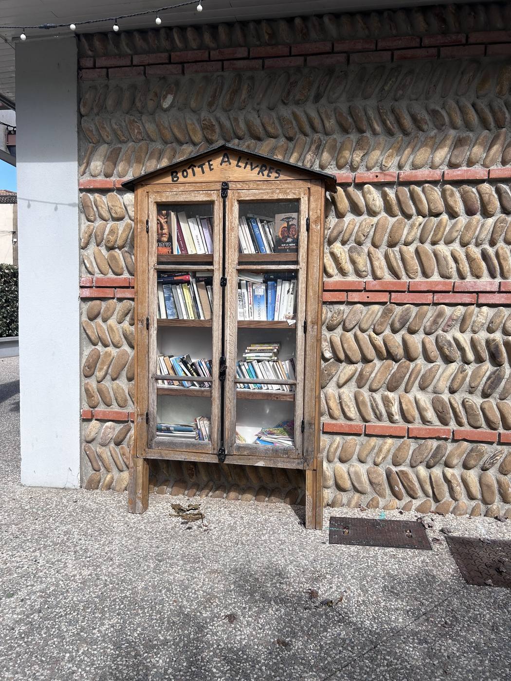 Boîte à livres - Alixan - Avenue du Vivarais