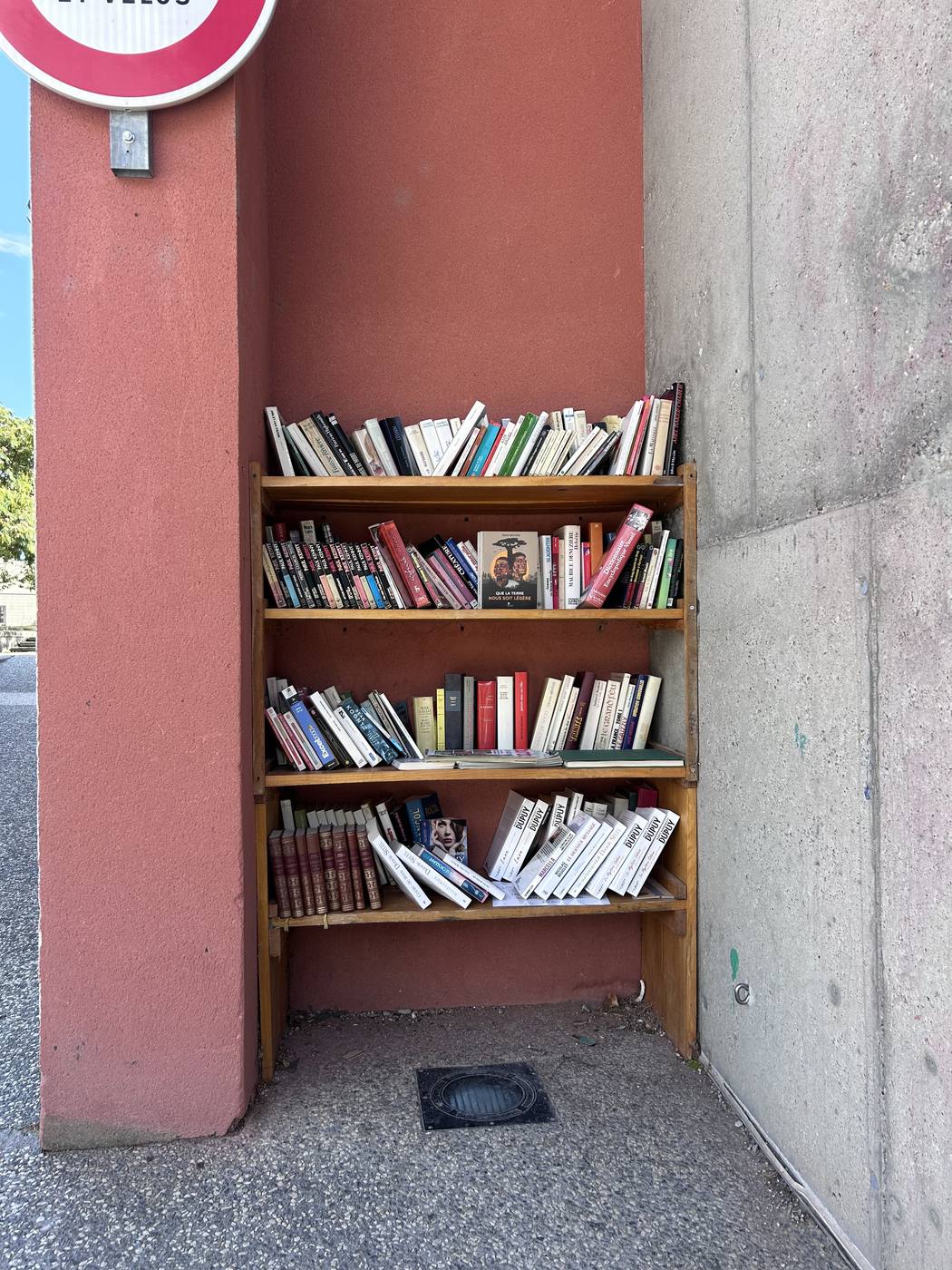 Boîte à livres - Aouste-sur-Sye - Avenue Amédée Terrail