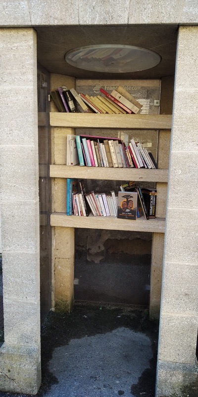 Boîte à livres - Castillon-du-Gard